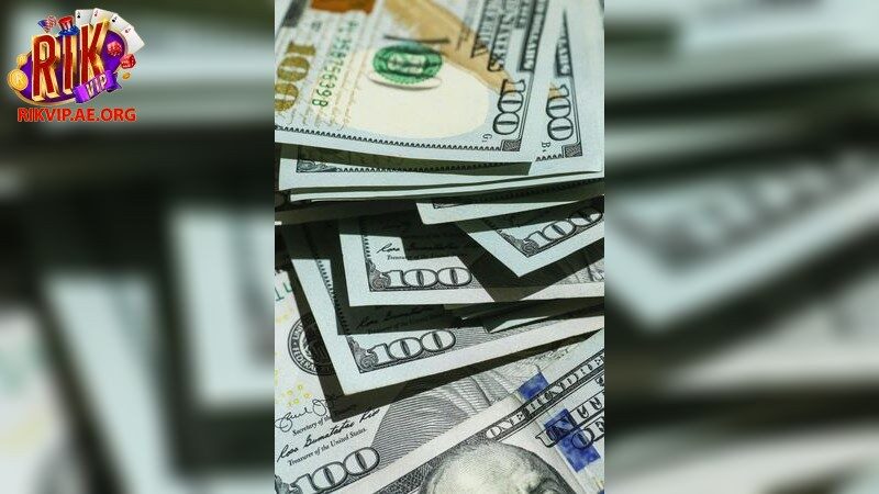 Hiểu Rõ Về Luật Chơi Game Bài Poker Online